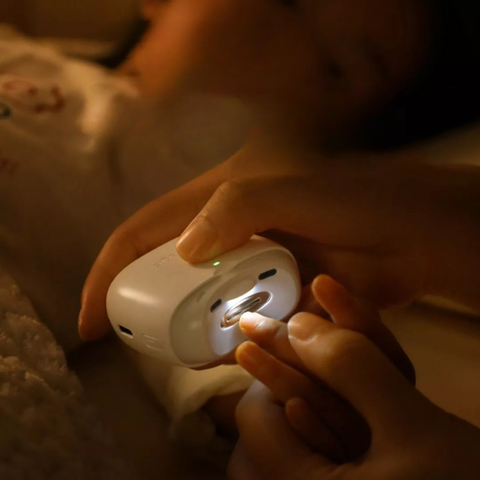 Coupe-Ongles Électrique Portable avec Lumière, Design Incurvé sans Fil