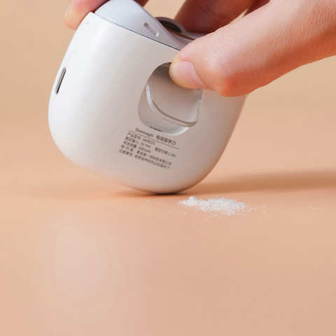 Coupe-Ongles Électrique Portable avec Lumière, Design Incurvé sans Fil